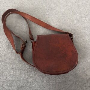 Vintage Leather Crossbody Bag in Rich Brown